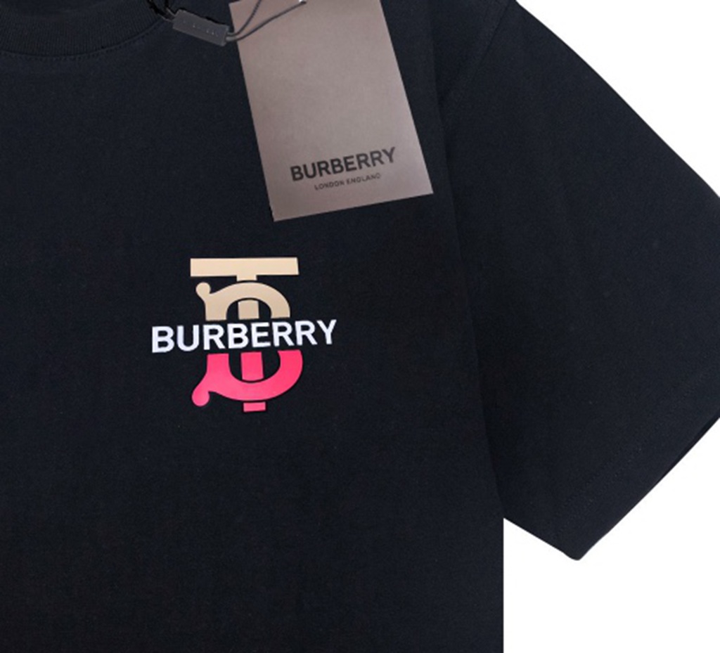 Burberr* T-shirt